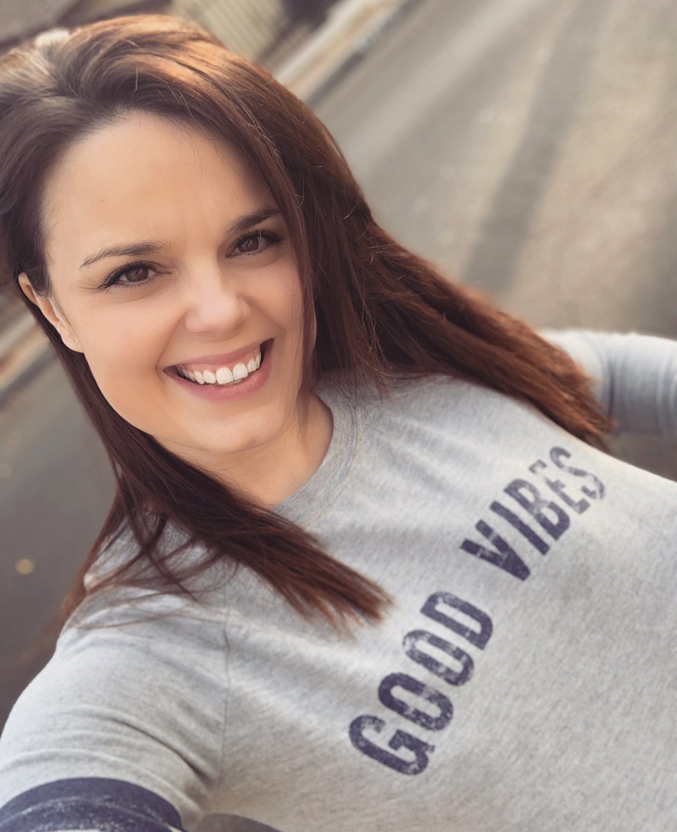 OfficialKJB's tweet photo. Heading into 2019 with nothing but..👇🏻 https://t.co/Flga67nGaz