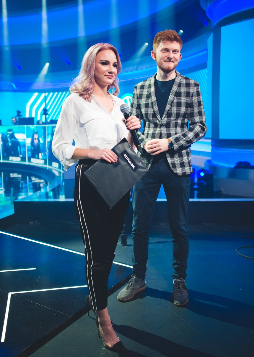 R6Tgg's tweet photo. Jako zwieńczenie tego roku publikujemy dla Was wywiad z niezastąpionym - @AvahirEsport.

Dowiecie się z niego między innymi, jak powstawał skład R6T,  jak postrzega każdego z graczy i co zmieniło się na przestrzeni sezonu w drużynie.

Link: https://t.co/expODYx6bl ⬅️ https://t.co/ojQLJ4cRgr