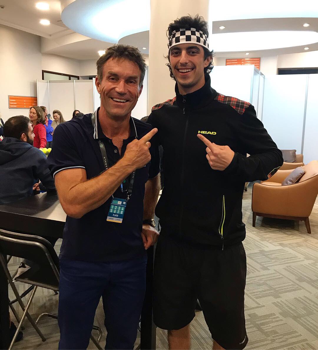 stefbojic's tweet photo. Thank you @therealpatcash for the best New Year’s gift ever! 🤗🤗🤗 Happy New Years everybodies! ❤️ #freestyledoesit 🐜 #WRA 🐒 #proud 🐫 #tennis https://t.co/BZiHTvUKze
