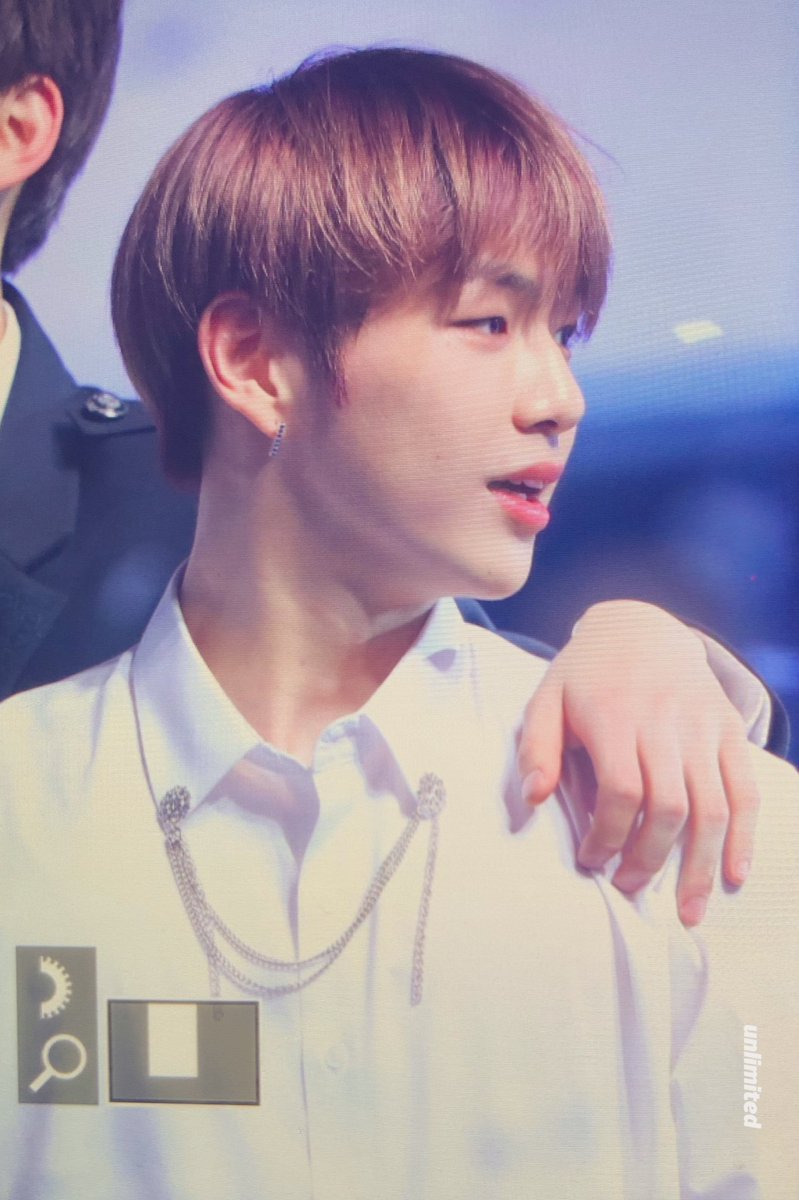 unlimited_dn's tweet photo. 181231 히히 새해에도 다니엘이랑💖❤️ #강다니엘 히히히히히히힣ㅎㅎㅎ힣히ㅣ https://t.co/raUVCyjbym