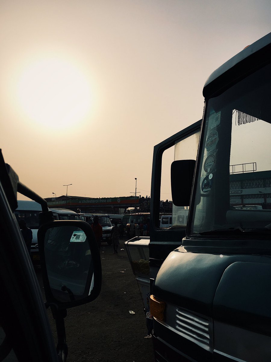 its_tjaiy's tweet photo. Last sunset of #2018... https://t.co/oDcDhZqFAX