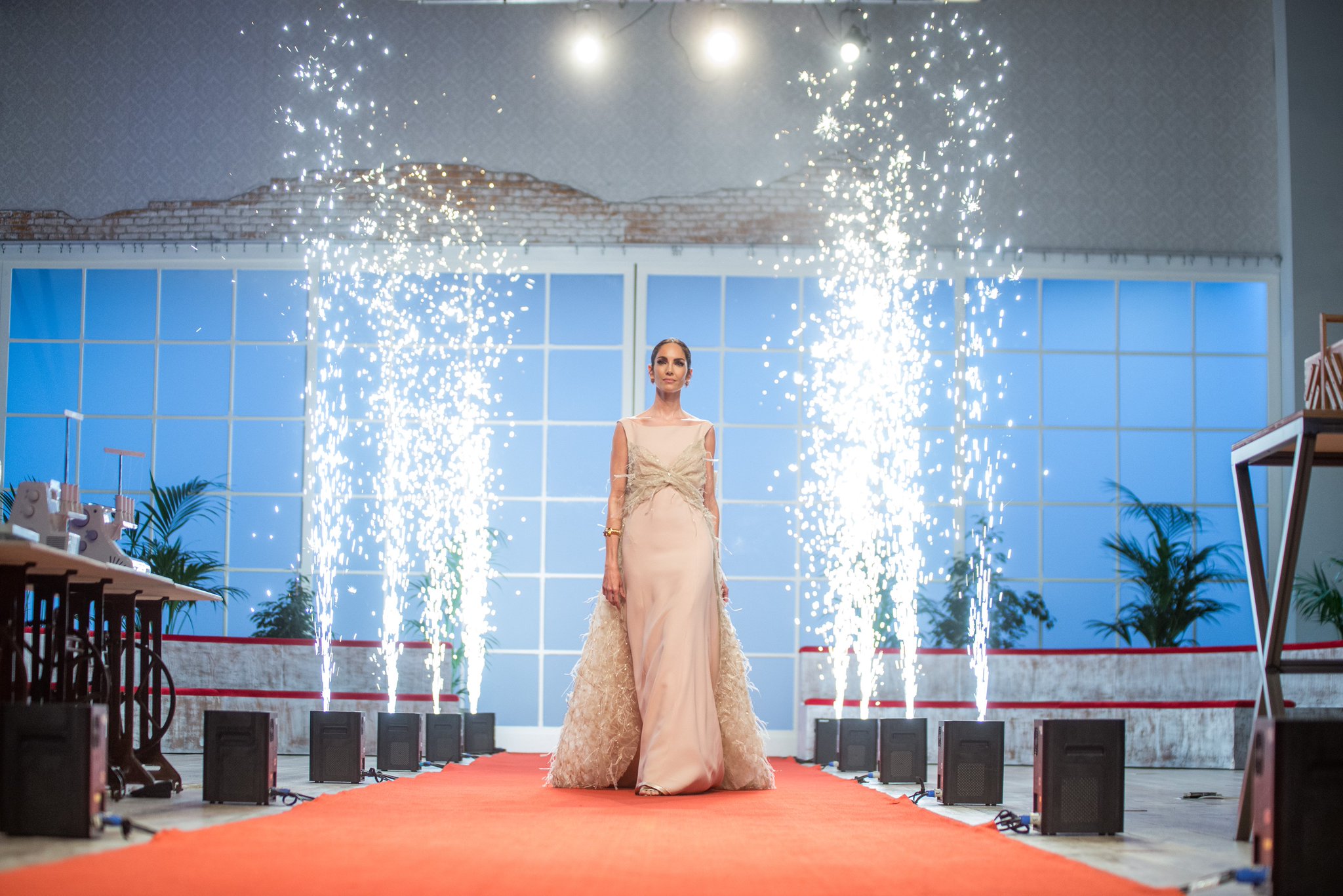 Forma del barco disfraz sello Maestros de la Costura on Twitter: ".@AliciaCostura y @AntonioCostura diseñaron y cosieron dos vestidos muy diferentes para la gran final de #MaestrosdelaCostura pero con algo en común....¡ambos son espectaculares! Para una noche Forma del barco disfraz sello Maestros de la Costura on Twitter: ".@AliciaCostura y @AntonioCostura diseñaron y cosieron dos vestidos muy diferentes para la gran final de #MaestrosdelaCostura pero con algo en común....¡ambos son espectaculares! Para una noche