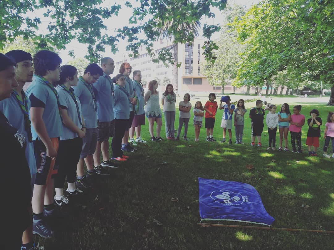 ¡Adiós 2018, bienvenido 2019!
Desde el G.S.Aramo os felicitamos el año nuevo, esperamos que tengáis un año estupendo lleno de ilusiones y buenos momentos.
#scoutastur