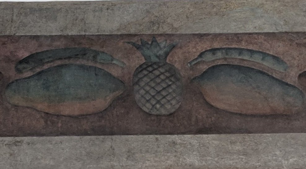 Some people asked me to change pineapples, and I resisted. But last week, in the (incredible) Mexican Secretariat of Public Education courtyard, I found this beauty painted by Diego Rivera. It's just pretentious enough to use as a replacement. ¡Bienvenidos, Sr. Piña Nueva!