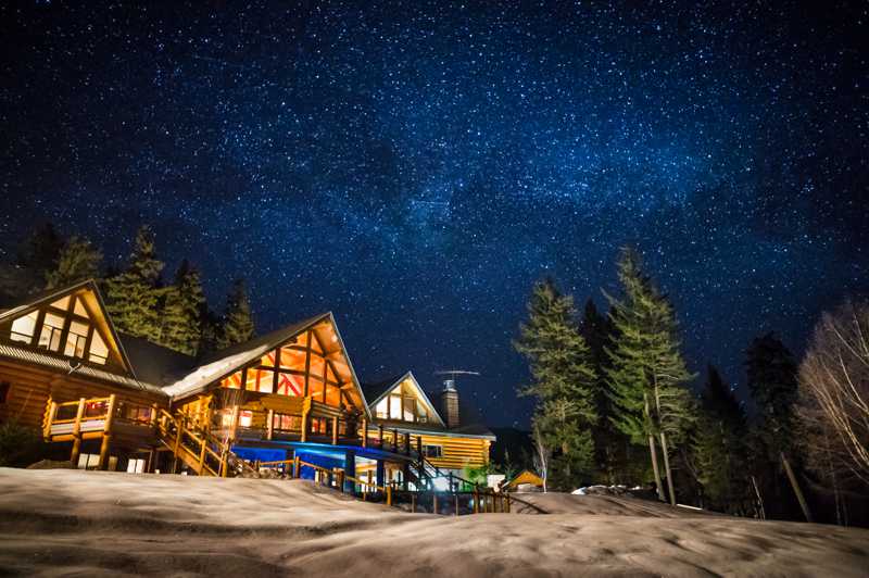 Know before you go, take a look inside Tyax Lodge using Theta Maps Technology >> ow.ly/3k9H30mN4oR #MyTyax #TyaxLodge #HeliSkiing
