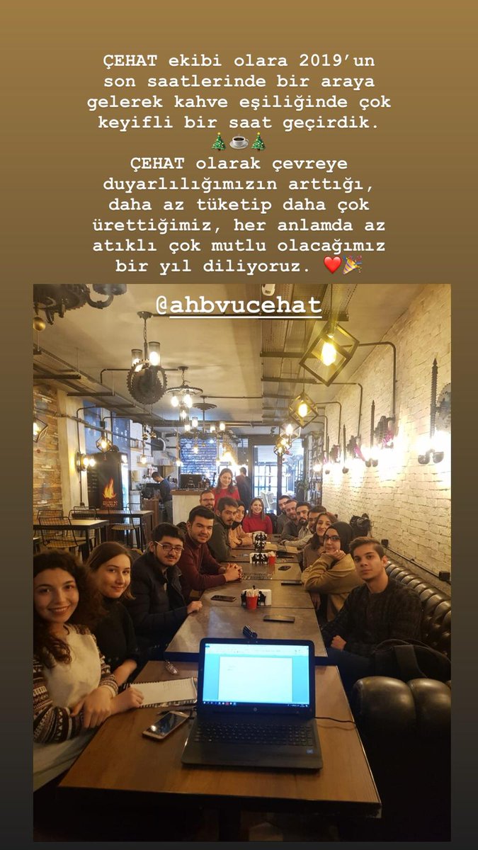 ÇEHAT ekibi olarak 2018'in son saatlerinde bir araya gelerek kahve eşliğinde çok keyifli saatler geçirdik.
Çevreye duyarlılığımızın arttığı, daha az tüketip daha çok ürettiğimiz, her anlamda az atıklı çok mutlu olacağımız bir yıl diliyoruz. 🎄❤☕🎉