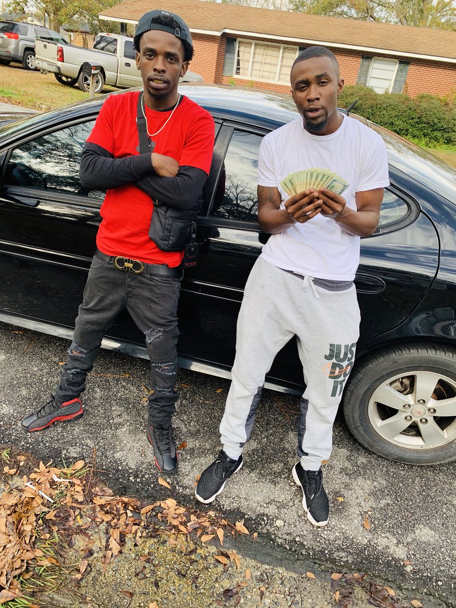 ck60592's tweet photo. Stay Humble Or Get Yo Ass Popped #TrVpSvFe #SsG https://t.co/WAadSd2iCP