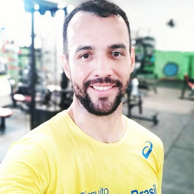 arnoldsuplemen's tweet photo. Assim terminamos 2018 #2019 #running #runner #run #workout #crossfit #wheyprotein #newlife #corrida #thebest #treino #academia #bestrong #nopainnogain #ficagrandeporra #esmagaquecresce #foco #corageml #fitness #body #gym #bodybuilding #verano #bestrong #… https://t.co/mF8qnmNHlU https://t.co/5ozMutzBM6