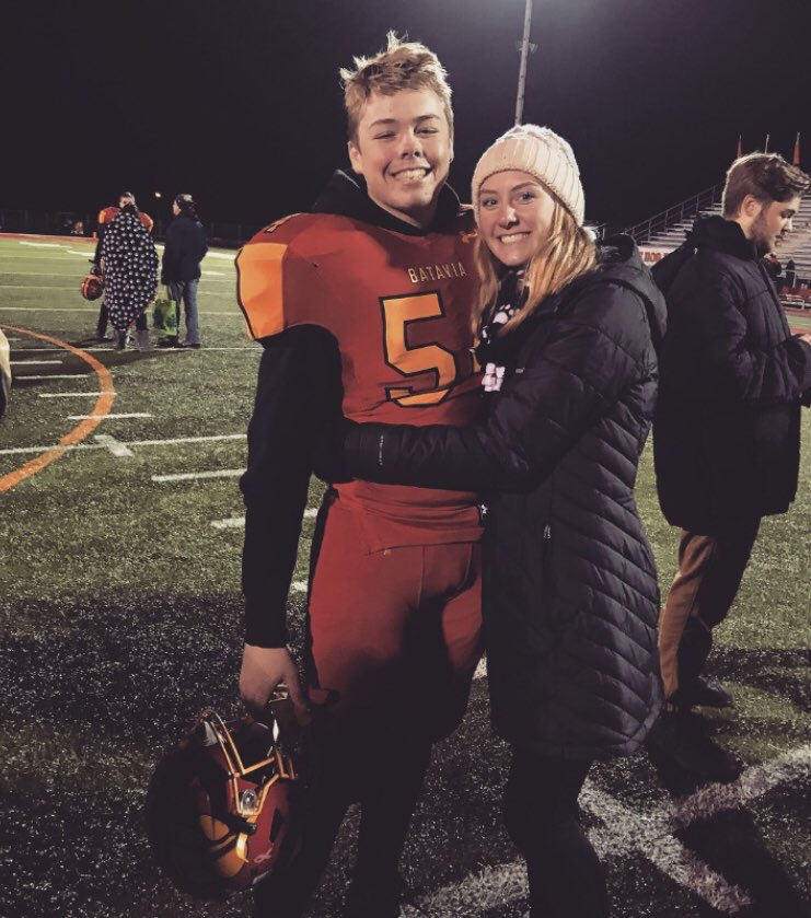 katnelson_'s tweet photo. hbd :) I love you @JacobRandall70 https://t.co/mLkATJvVWi