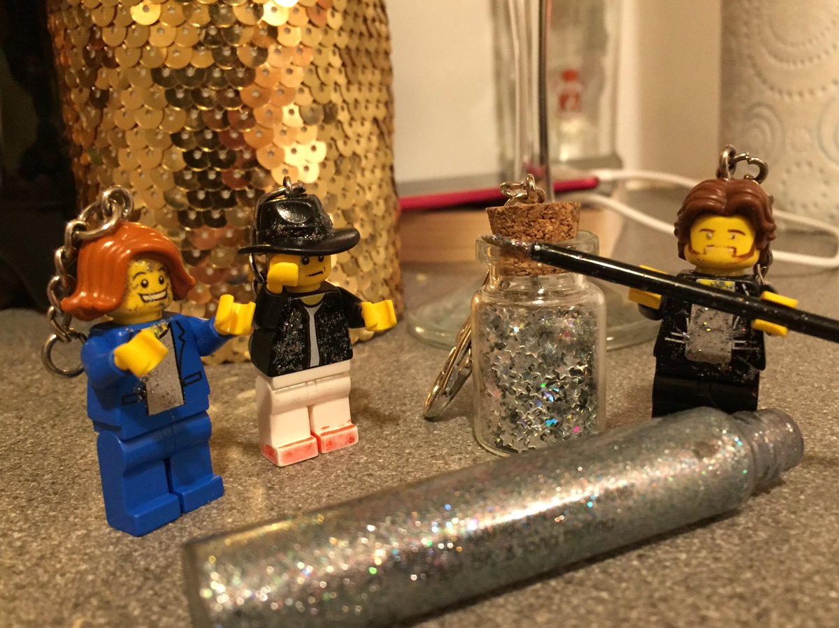 OperationSpark2's tweet image. Sparkly New Years Eve party at the Operation Sparkles headquarters! Happy New Year lovely people. #notpissed #pissed #sparklyhappypeople #somuchlove #arcadefire