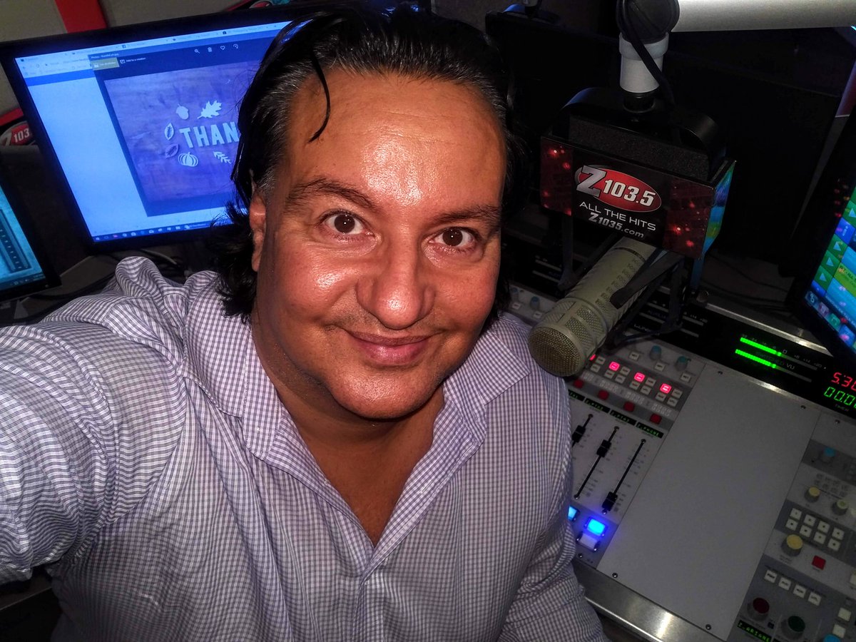 TonyMonaco's tweet photo. The #Top103 of 2018 is in full effect right now with yours truly @TonyMonaco and later on with @ScottFoxonair Tune in and turn it up and listen to the biggest and best hits of the year! What song do you think will be #1 on the year end countdown @Z1035Toronto https://t.co/Y9c6zhAouJ