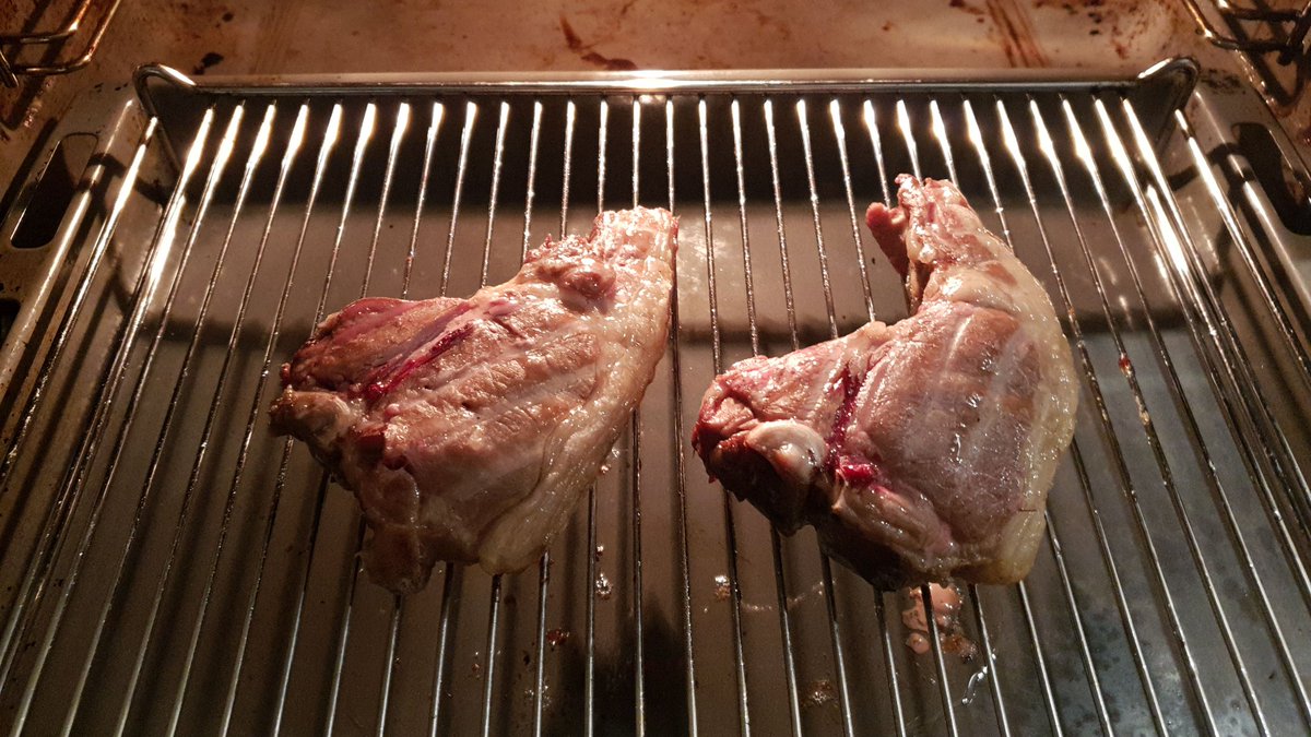 Thanks to the <a href="/ludgate_t/">T W LUDGATE & SONS</a> family for these world class lamb chops