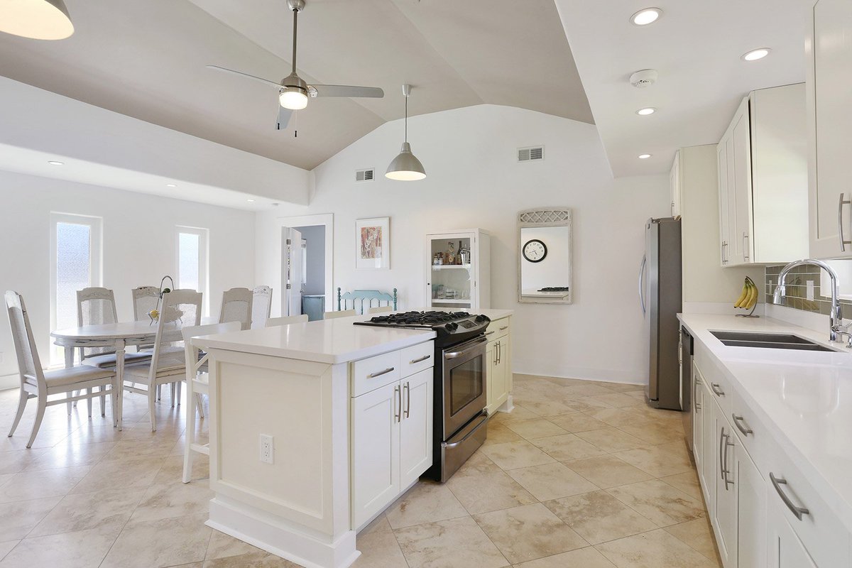 WitryCollective's tweet photo. PENDING, Continuing to Show-4819 Walmsley Avenue, New Orleans, LA $379,000 Burtheville 3 Bedroom/ 3 Bath Single Family Home Co-Listed with Brett Rector, Broker &amp; @josh_realtor https://t.co/S0TVwAjjf4 #neworleansrealestate #WitryCollective https://t.co/38apm4wiZW