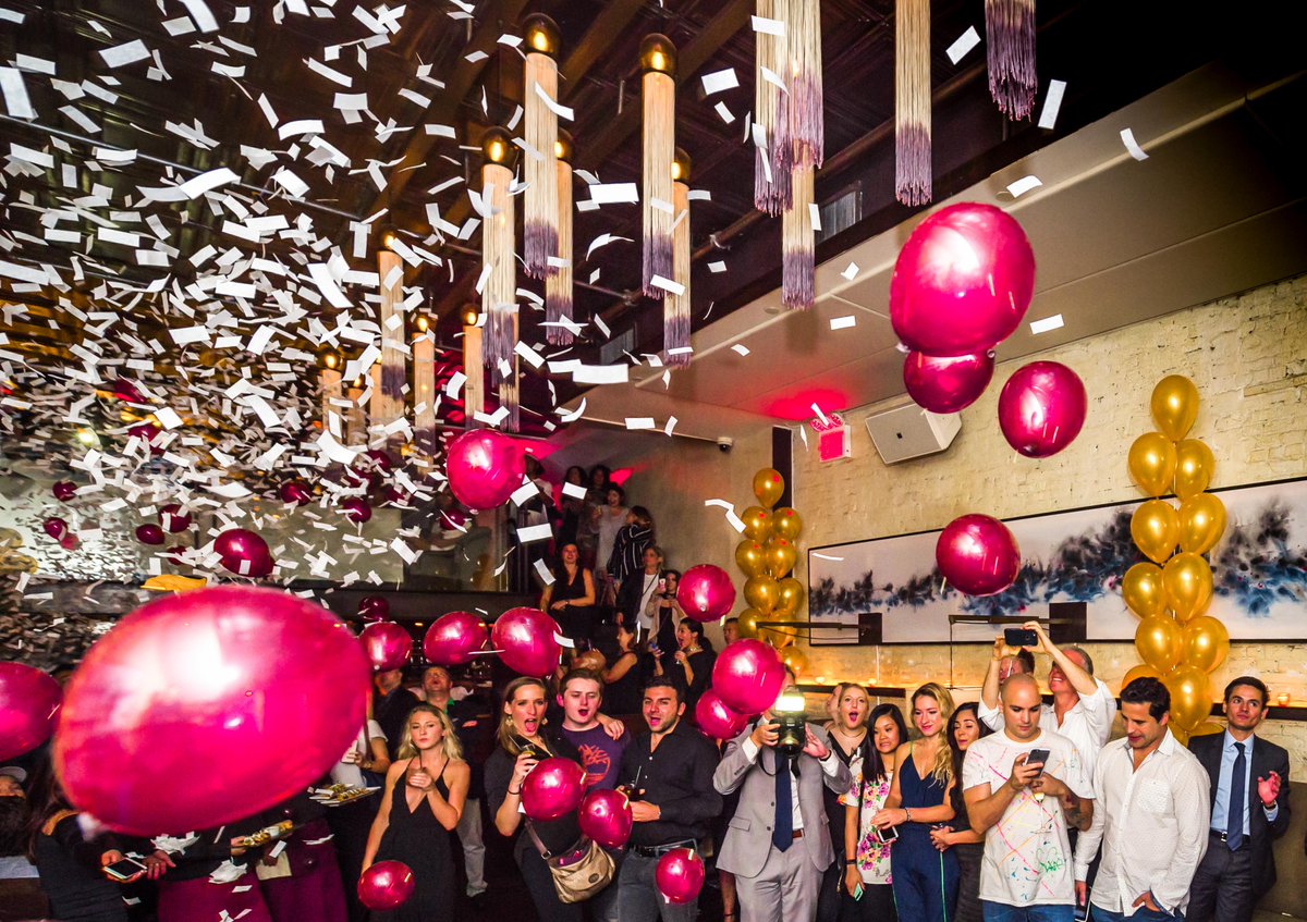 We'll be celebrating the end of an era and dancing into 2019 all night at @stantonsocial! Make your reservation for the biggest send off to one one of the Lower East Side's favorite spots. ♥️