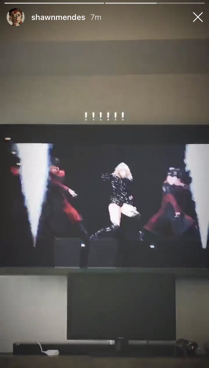 TSwiftNZ's tweet photo. 📷 IG | Shawn Mendes watching #repTourNetflix via Instagram story https://t.co/oXDNpWcEqk