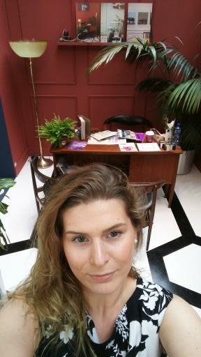 XiuFengShui's tweet photo. In May I was attending the Design Clinic at #house with my own stand to give free advice.

As the table was small I brought in my smallest Orchid to introduce positive environment. On the walls, I have added my best projects.

#xiufengshui #interiordesign #houseshow #dublin #rds https://t.co/QRgGV5Lzvs