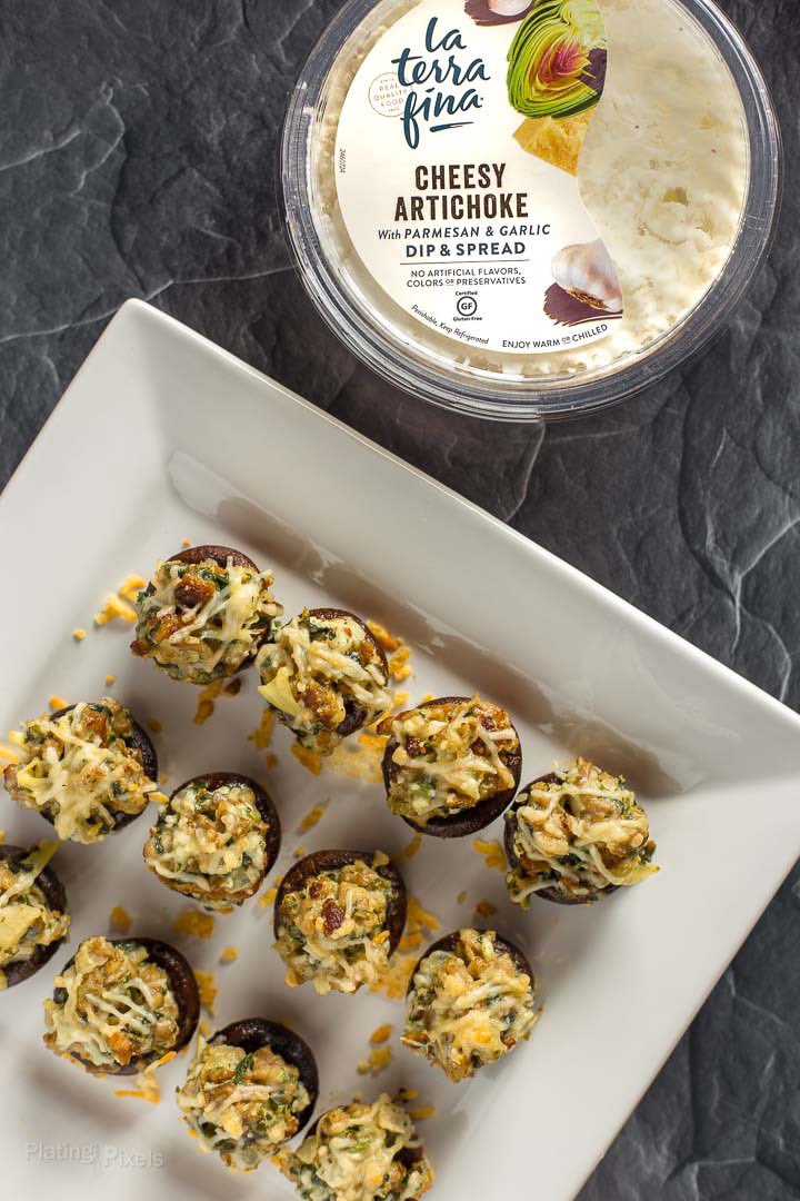 These Sausage Stuffed Mushrooms are perfect appetizer for #NewYearEve. Get the #recipe here: bit.ly/2R0Itv6 #ad with <a href="/LaTerraFina/">La Terra Fina</a>