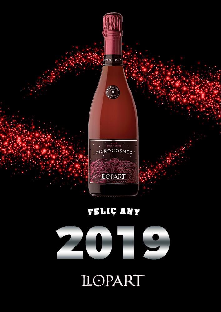 Llopart1887's tweet photo. Desitjos i il·lusions microcòsmiques pel 2019. Que tingueu un feliç cap d’any ! #capdany #capdanybcn #Felic2019 #amor #felicitat #desitg #winelover #cavalover #FelicAny #microcosmos #llopart #corpinnat #2019 https://t.co/YuuJnGuCes