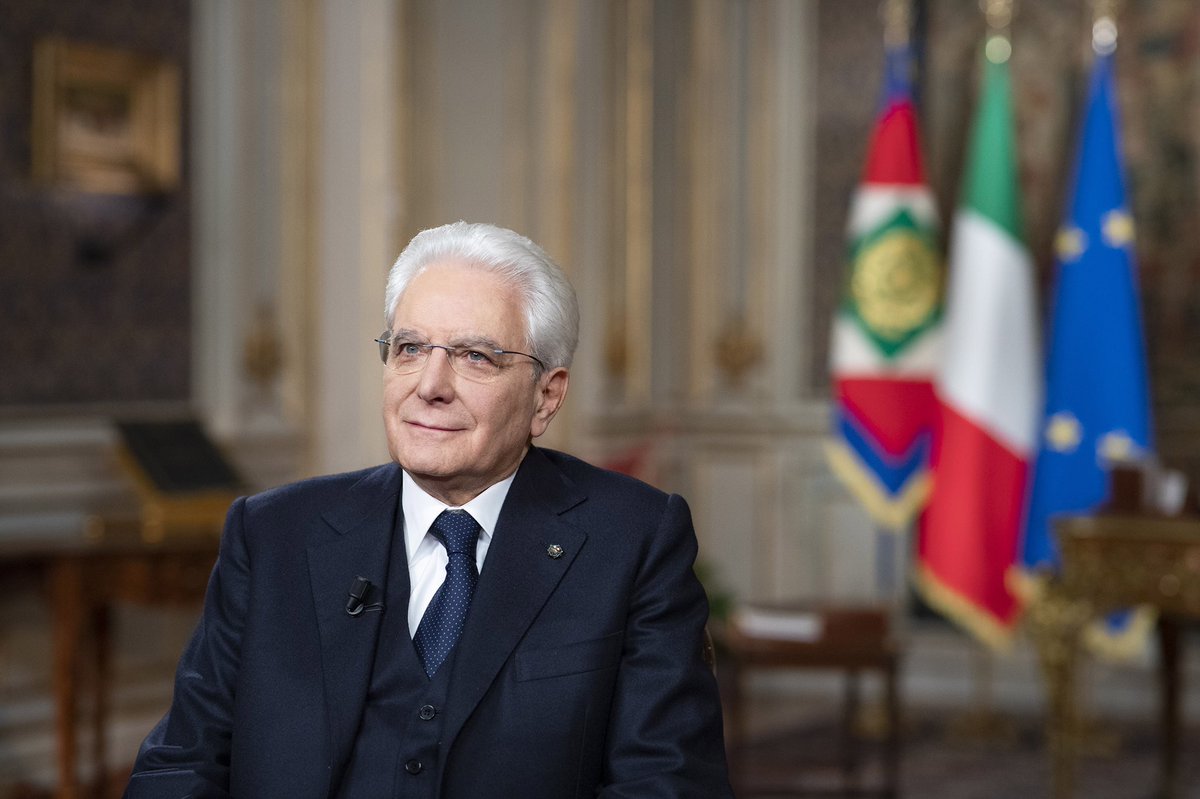#Mattarella:dobbiamo guardarci dal confinare i sogni e le speranze alla sola stagione dell’infanzia.Come se questi valori non fossero importanti nel mondo degli adulti. In altre parole non dobbiamo aver timore di manifestare buoni sentimenti che rendono migliore la nostra società