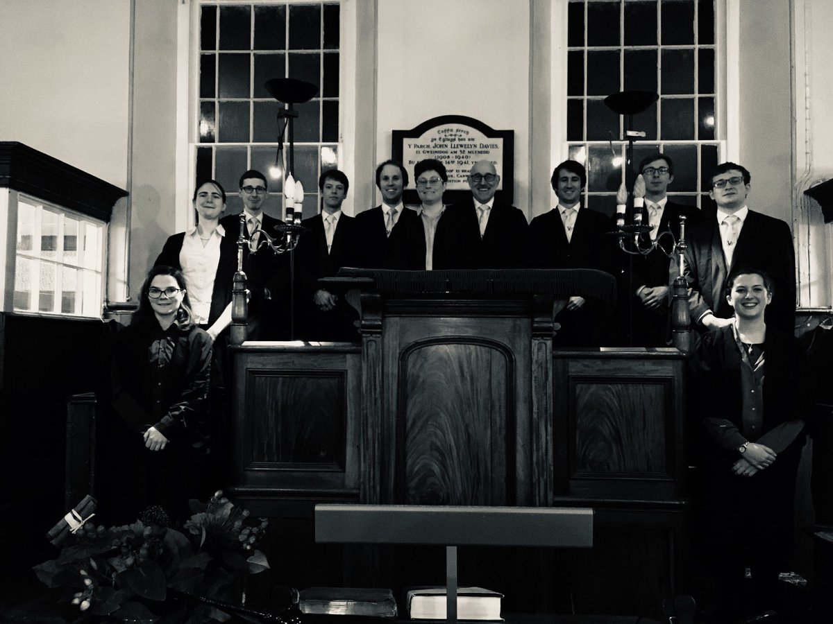 VoxCantab's tweet photo. Thank you so much to everyone who packed out the chapel for our concert!! Happy New Year! https://t.co/imc63l3l0v