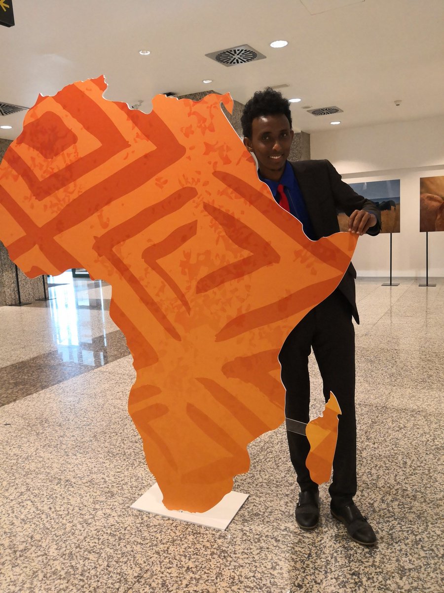 Abdynoor's tweet photo. My #BestOf2018 as I say #HappyNewYear2019
➡️Did Digital Commentary all #FIFAWorldCup matches for BBC Swahili!
➡️Covered Africa Athletics Championship #Asaba2018, & received IAAF Training!
➡️Attended #Turkey - Africa business Forum
➡️Emceed a 500+ people Somali event in Kenya https://t.co/ln8uQLvDaE