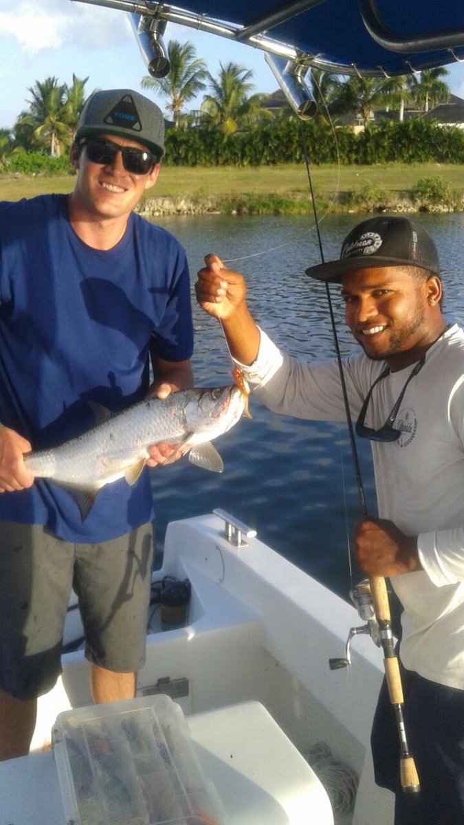 boatsetterfish's tweet photo. Our team will continue to work hard every day of the year to make Fisher Guiding better for all and to add new options and partners for booking. We look forward to seeing more trips happen in 2019 and wish you a Happy New Year! #FisherGuiding #AccessibleAngling https://t.co/P94ia7xvuR