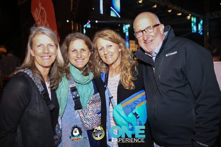 KkrewBs's tweet photo. All smiles ready for the next year. 2019, please be kind.
#TSONairobi #TSOLiveNairobi #OneExperience #TSO2018 https://t.co/Yr77pGh0VA