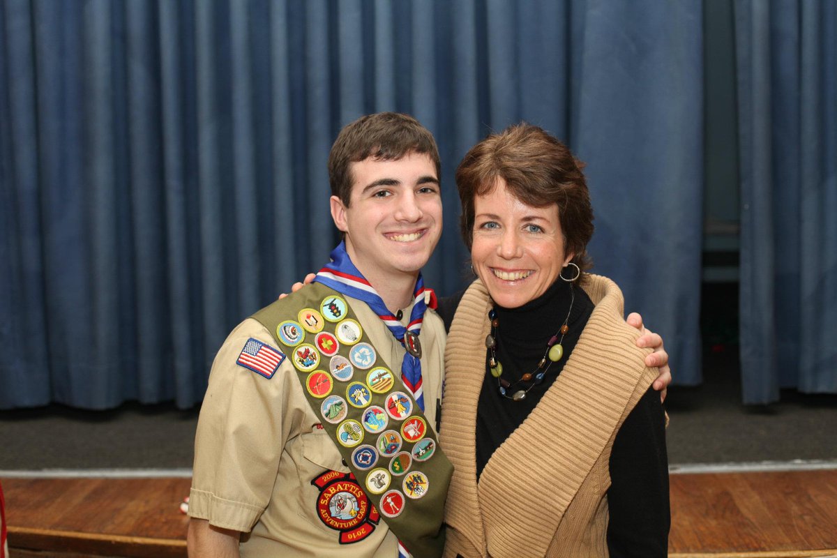 RobColonnaBSA's tweet image. Happy Birthday Mom!