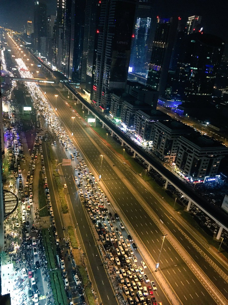 It’s a street party with the @BurjKhalifa tonight! #SheikhZayedRoad #HappyNewYear2019 #NewYearsinDubai #Dubai2019 @MyDowntownDubai #mydubai #MyDubaiNewYear2019