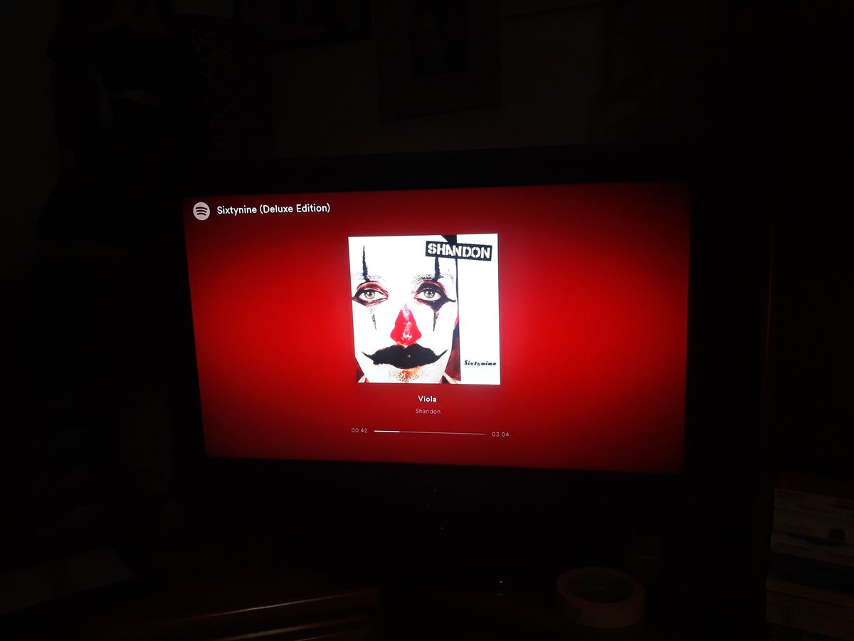 greta_yt's tweet image. La festa per due inizia 😍 
Grazie per tutto #musica #thegoodsound  #shandon #gioventù #2018Addio #HappyNewYear2019