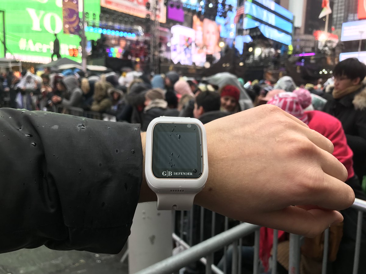 TimesSquareNYC's tweet photo. Are you ready to be fearless in 2019? @GBGotYourBack's got you! This groundbreaking smart safety watch is capable of streaming live video, as well as GPS coordinates, at the push of an SOS button! Celebrate 2019 with #gbdefender: https://t.co/un6iAjPQa9. https://t.co/T27qjWMNc7