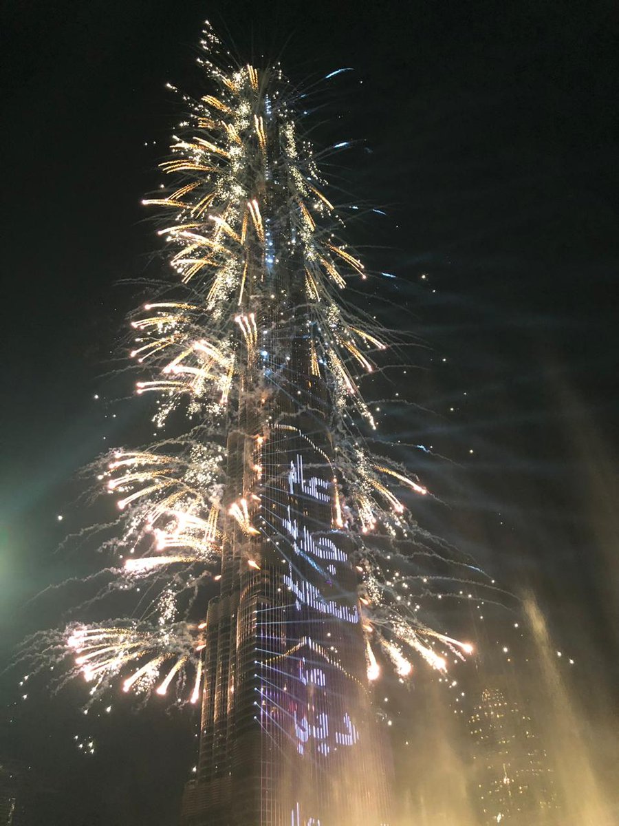 Happy New Year. #Dubai welcomes 2019 with a spectacular laser &amp; fireworks show on the tallest building in the world <a href="/BurjKhalifa/">Burj khalifa official</a> . #MyDubaiNewYear