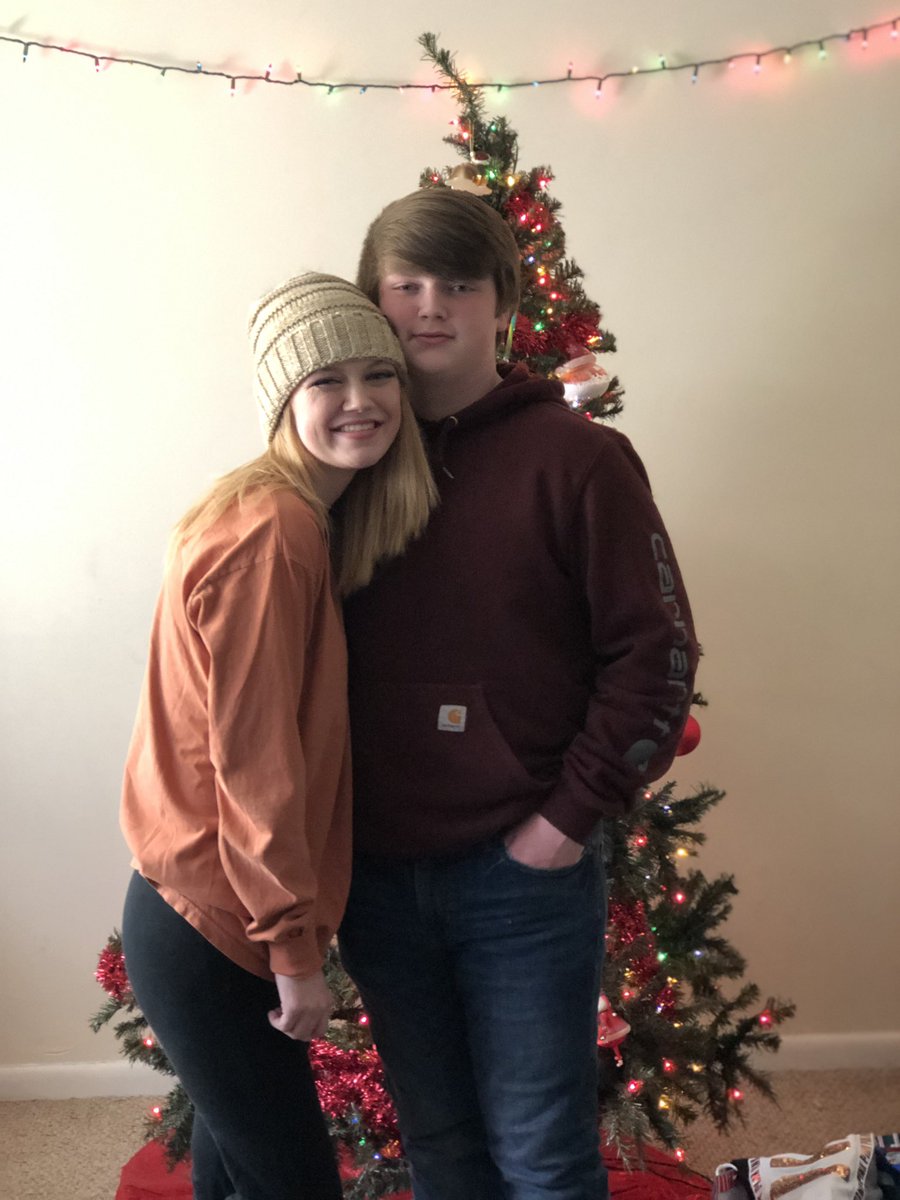 Destiny91298's tweet photo. 💓 i cannot believe how much my baby brother has grown. I’m so blessed to be his big sister ❤️ https://t.co/UhP9J05wtg