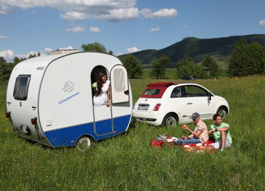 CaravanningLife's tweet photo. Knaus Schwalbennest 250 D and Fiat 500 #microcaravan https://t.co/65lRZi5VV7