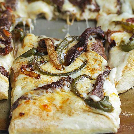 RedStarYeast's tweet photo. Are you staying in or going out for the New Year’s tonight? Either way, fuel up with this amazing Philly Cheesesteak Pizza! https://t.co/94SWyB47YN #Recipe #NewYearsMenu https://t.co/jyxtUBITbW