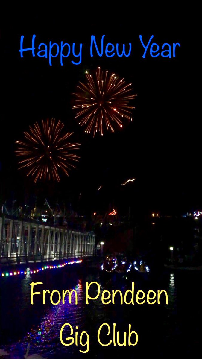 Happy New Year! With love from Pendeen Gig Club ❤️🚣‍♂️❤️ #gigrower #gigrowing #lovependeen