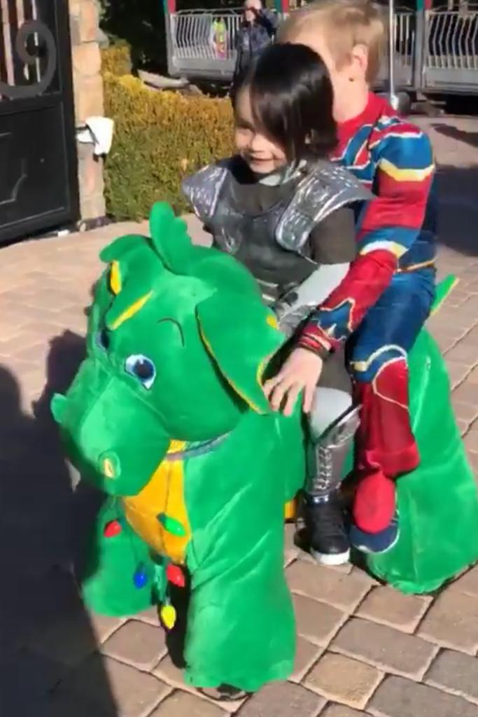 Reach4Moon's tweet photo. @CrissAngel 🎉🎆HAPPY NEW YEAR🎡 to you &amp; your Entire Family &amp; Godspeed to Adorable Johnny for 💯% Great Health 4ever!! https://t.co/XGMmzZufJt