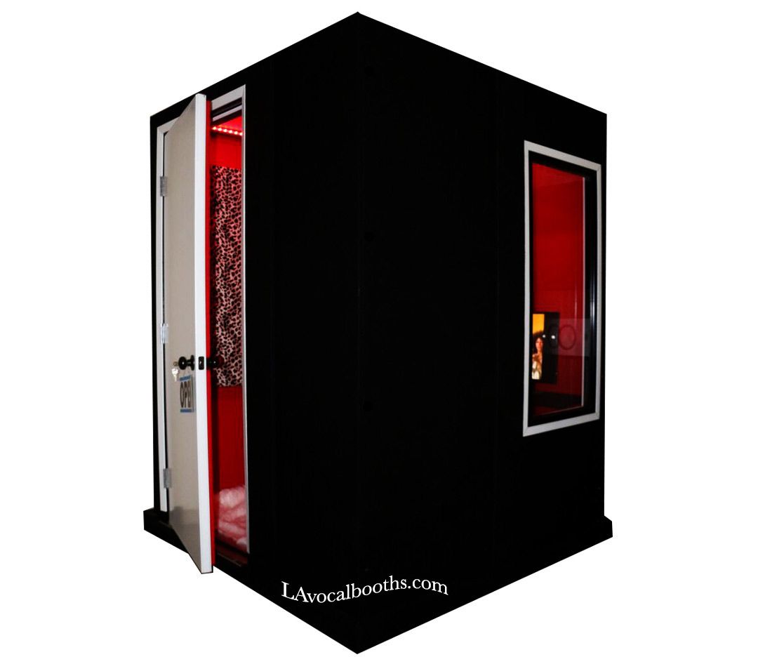 LAvocalbooths's tweet photo. ❌Premium 6'x6' Vocal Booth❌
•
•
•
#vocalbooth #studioview #recordingstudio #studiotreatment #studiotime #ableton #customvocalbooth #quietbooth #audioengineer #studiosession #studiodesign #studiorecording #recordingsession #recordingvocals #musician #voiceover #voiceactor #vo https://t.co/nJP5QH6JkH