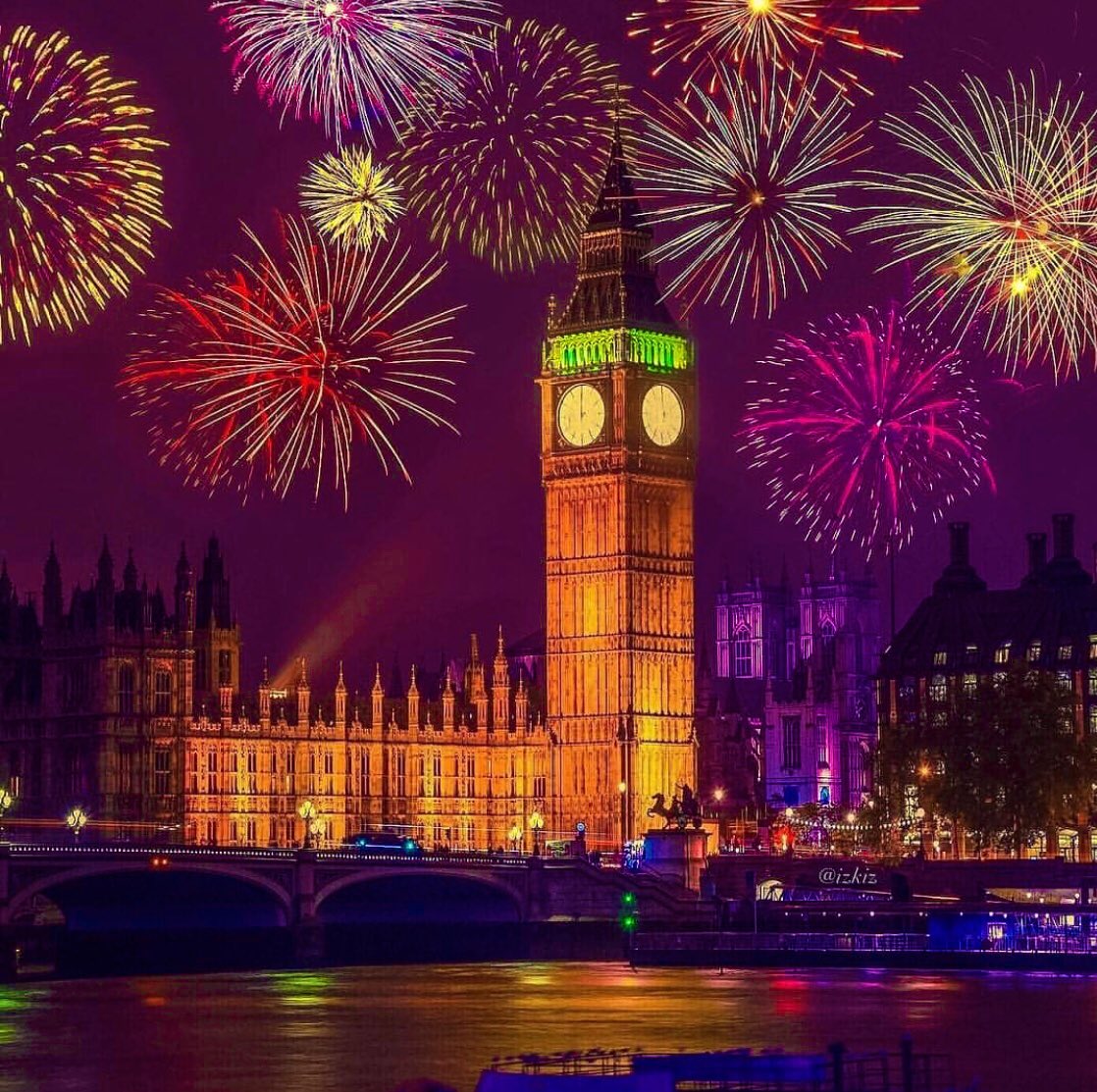 London new year. Биг-Бен. Биг Бен в Лондоне. Рождество в Англии Биг бе. Лондон Рождество Биг Бен.