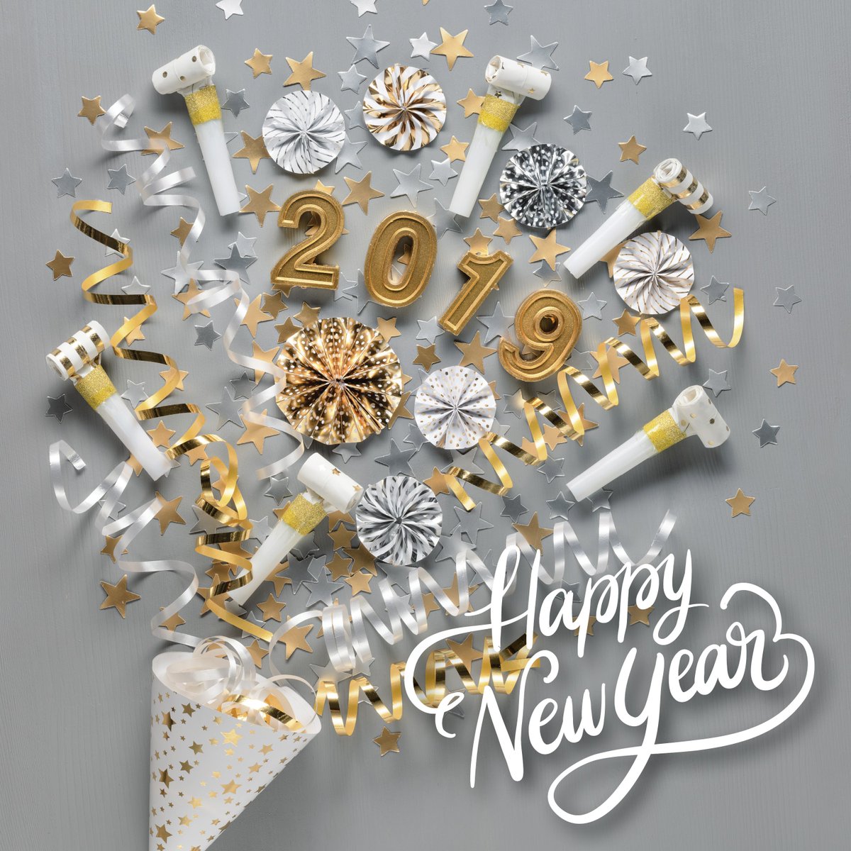 primalighting1's tweet photo. Wishing all of you a safe and Happy New Year, from the Prima Lighting family to yours! 🍾🎉 https://t.co/RD6GGjq5KT