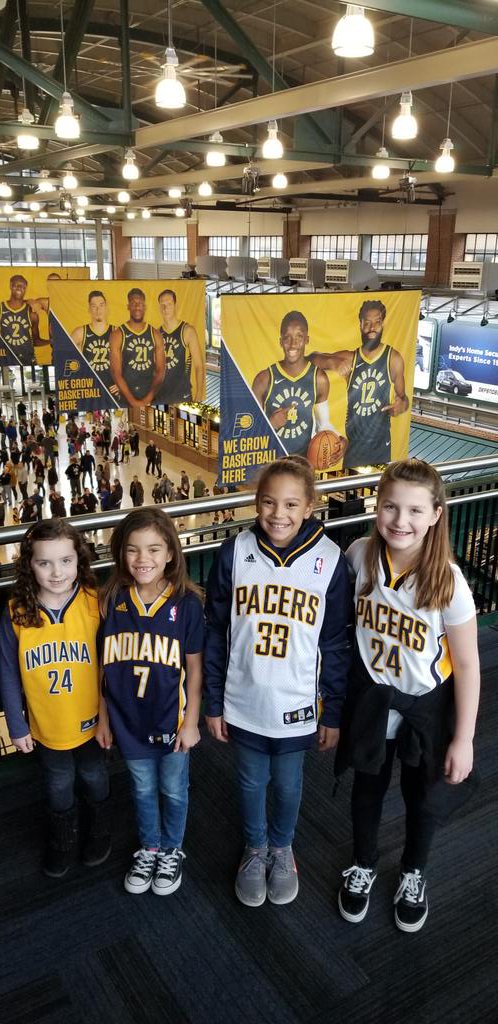 bamt28's tweet photo. Happy New Year!! #PacersGamenight @GoPacers #BeatHawks https://t.co/BEsf6q3SSo