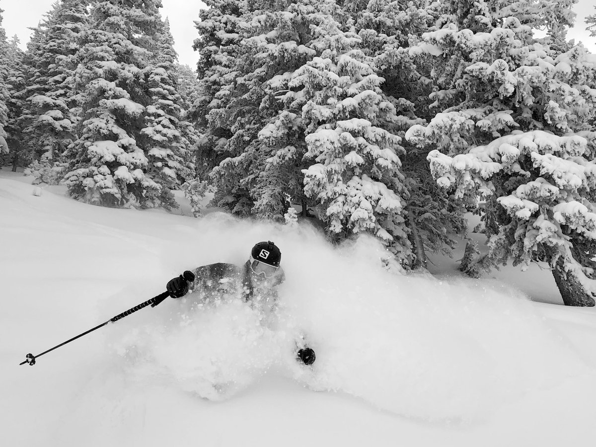 If the world ended today on the last day of 2018 I would die a happy man. <a href="/AltaSkiArea/">Alta Ski Area</a> delivered the goods once again! ⛷: <a href="/drewpeterski/">Drew Petersen</a>