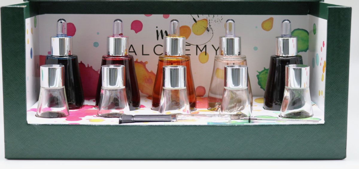 Who likes to play around with ink? The Pineider ink set lets you create hundreds of colors and includes a clear ink!