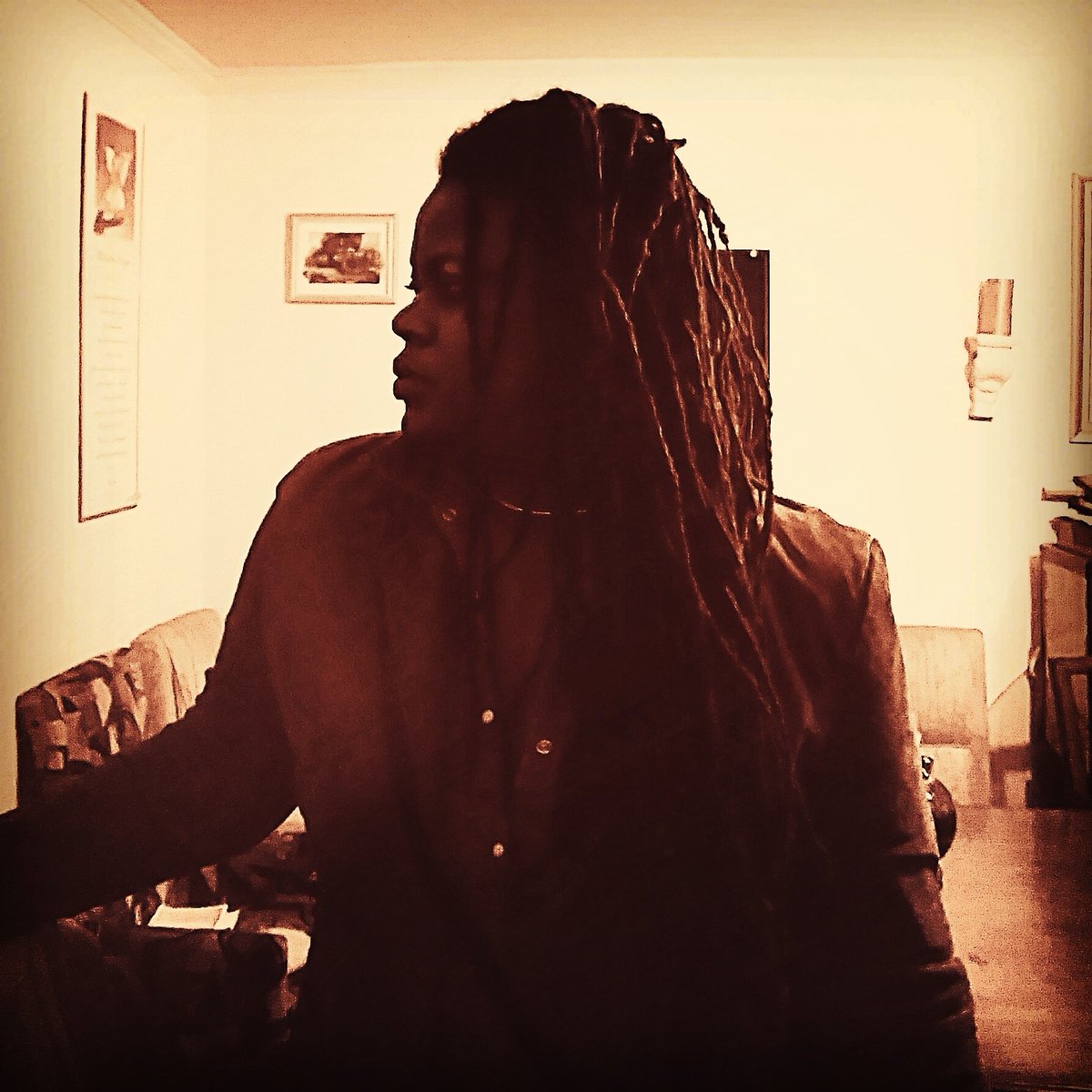 DaRealStorm01's tweet photo. Thank you for your continued support, not just in 2018 but since the inception of my musical journey. I look forward to traversing into 2019 with all my loyal fans aboard the "Mumma Storm Reggae Train" as I am very excited by these new projects. A prosperous and happy 2019 to U! https://t.co/587m5Rxf91