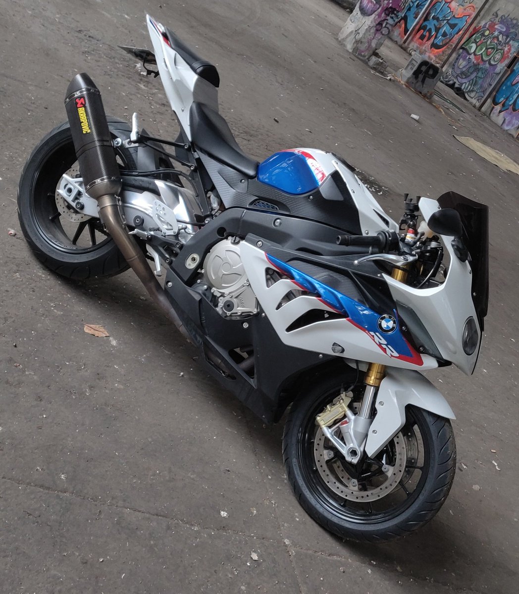 Hiko_Karuga's tweet photo. MERCI DE PARTAGER PARTOUT
Motos volées:
Lyon 6 -> Ninja H2 EB-255-JJ
Lyon 9 -> S1000RR CW-399-XD

Les deux ont des pots Akrapovic. https://t.co/7E3KIpz3y3