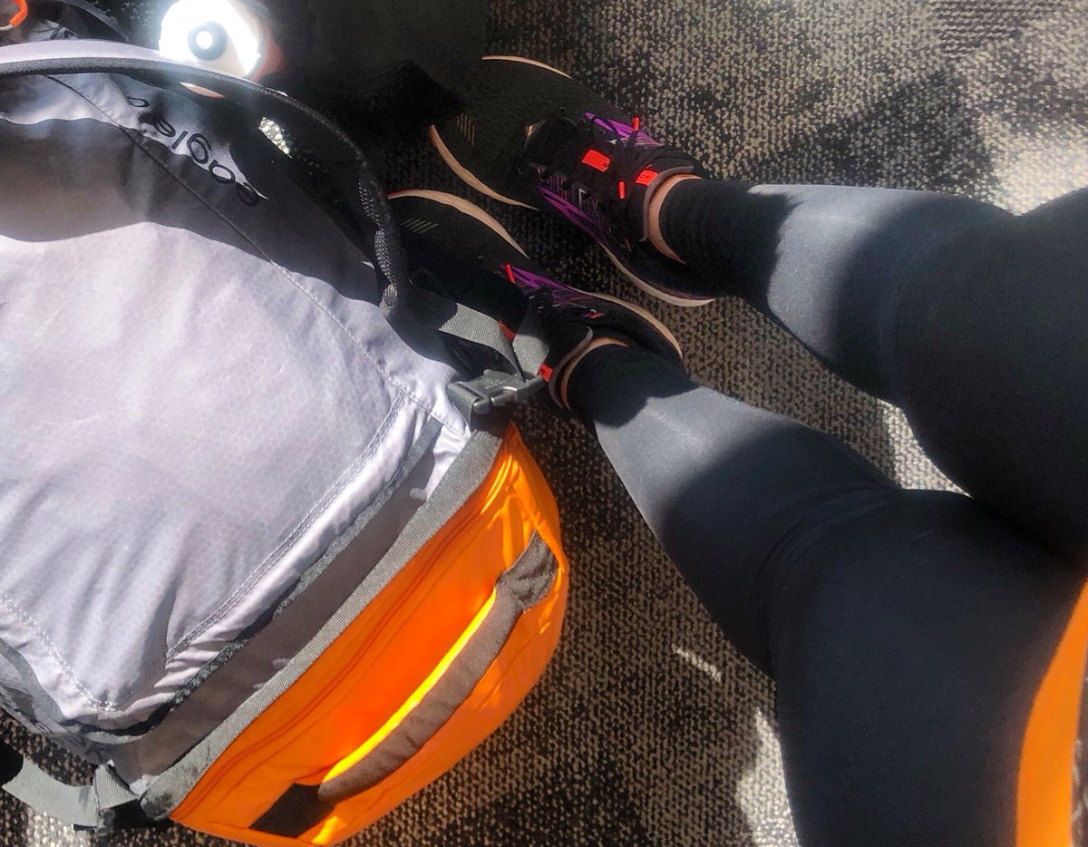 livinglovingrun's tweet photo. When you find a comfortable pair of leggings - you wear them as much as possible.
:
I have been wearing the heck out of my @handfulbra Squeeze Play leggings and Y-Back bra - the BEST!!
:
#bibchat #handfulbr #trebr https://t.co/Mh1DdXggQp