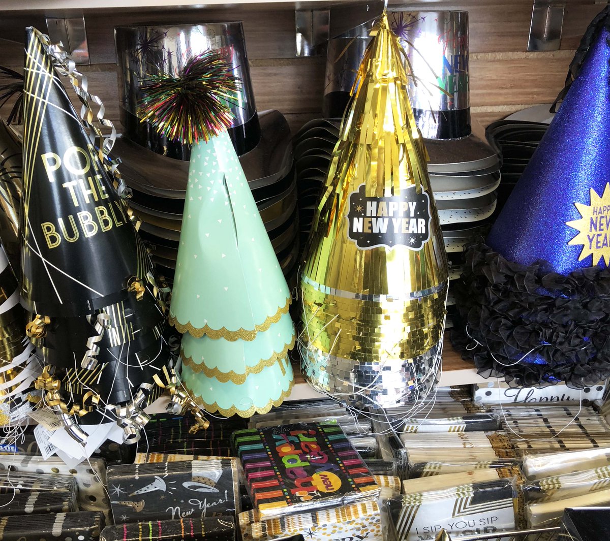 dollarandcent's tweet photo. Just a reminder we are open today until 6pm and open on New Years Day (tomorrow, January 1st) from 11am - 6pm #NewYears #HolidayHours #Langley #Coquitlam #DollarsAndCents https://t.co/ZqMikgCN4R
