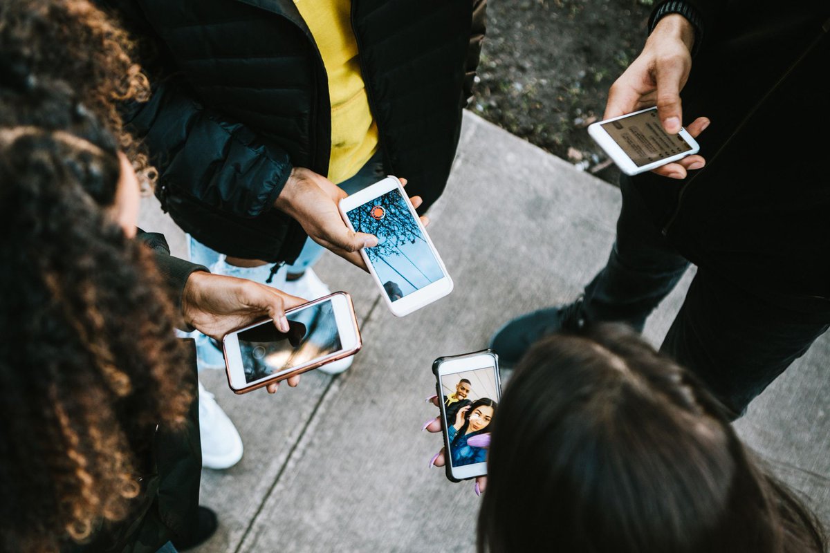 How to Structure Your 2019 Social-Media Campaigns to Appeal to Gen Z  goo.gl/mPktR9