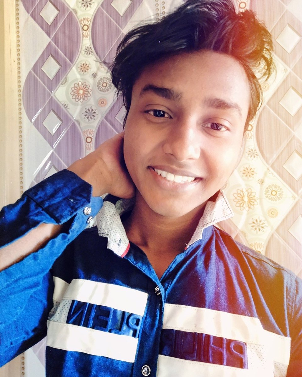 thekalyandas's tweet image. Very Very #HappyNewYear2019 DOSTO ♥️🔥
LOVE YOU SO MUCH FOR YOUR SUPPORT 🙏♥️  #AkashUpdate