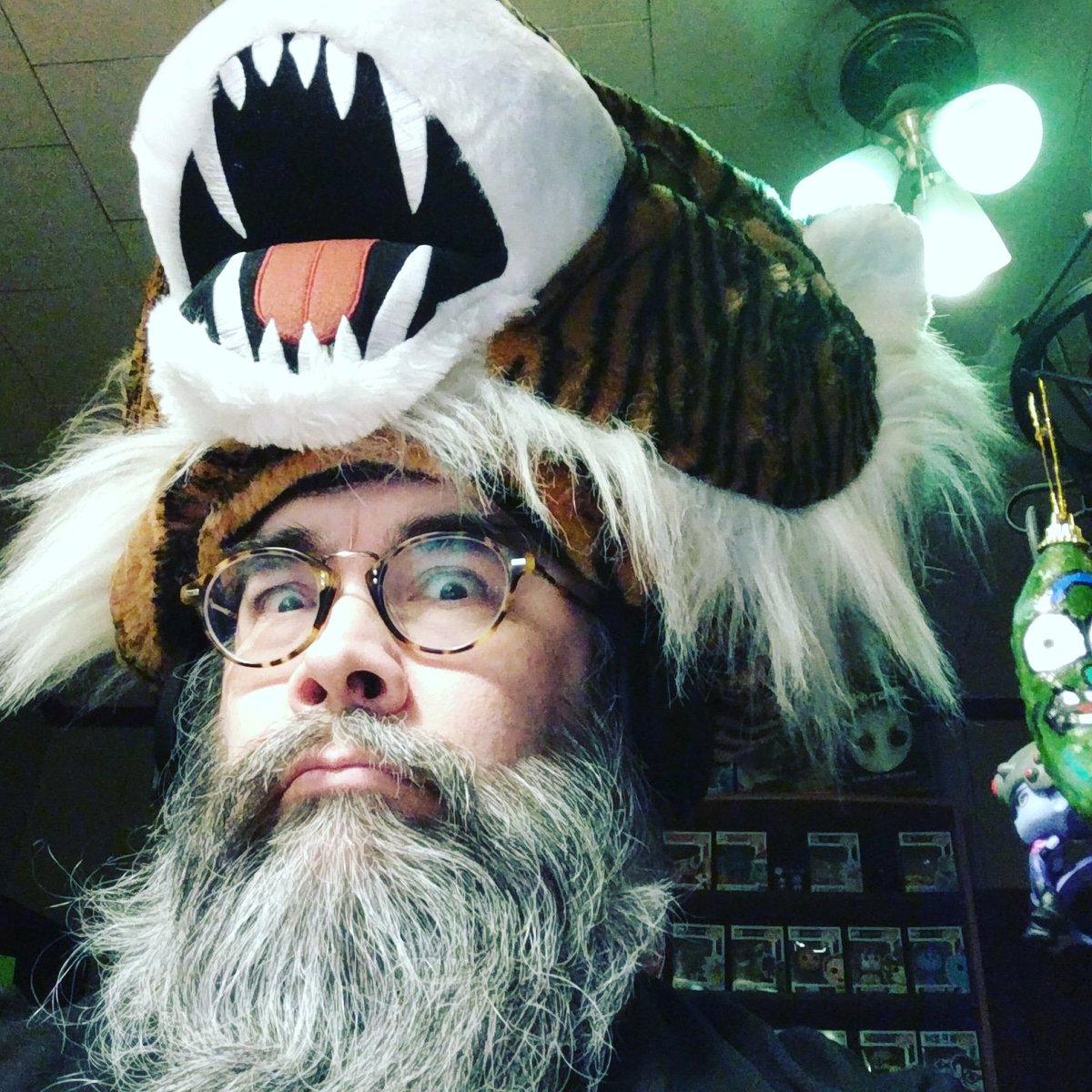 catmouth's tweet photo. #LIVE Battlefield V
wait, was there something I should remember about today?
#TwitchPrime #twitchkittens #ama #theClowder #screamingoldman #twitchstreamer #twitchtv #twitchstreamer #pcgaming #pc
 https://t.co/5b5cy3i2qr https://t.co/4lAtHszBvt